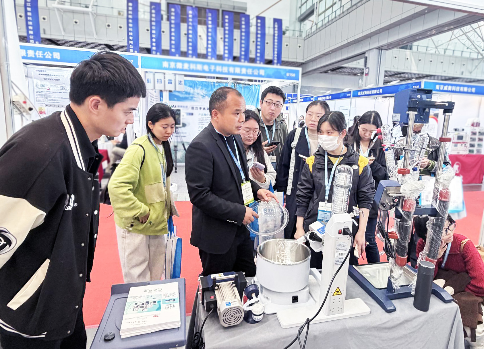 展會(huì)進(jìn)行時(shí)鄭州長城科工貿(mào)亮相2026中國（南京）國際科教技術(shù)及裝備博覽會(huì)！